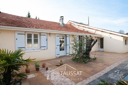 호화 저택 / Taussat-les-Bains, Gironde