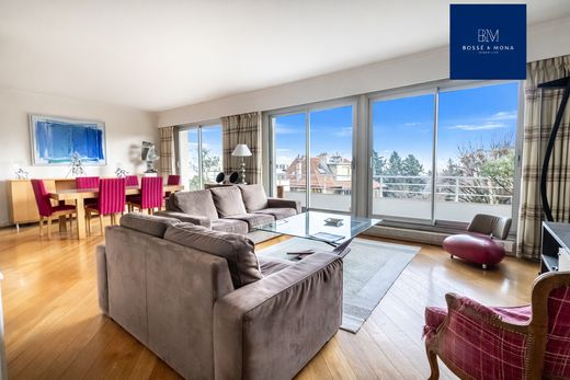 Apartment in Saint-Cloud, Hauts-de-Seine