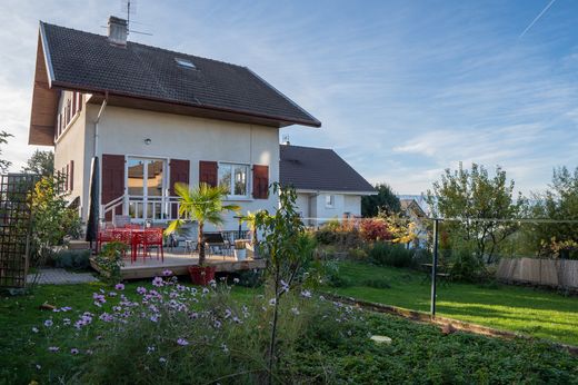 Luxus-Haus in Évian-les-Bains, Haute-Savoie
