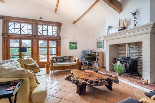 Luxus-Haus in Tournon-d'Agenais, Lot-et-Garonne