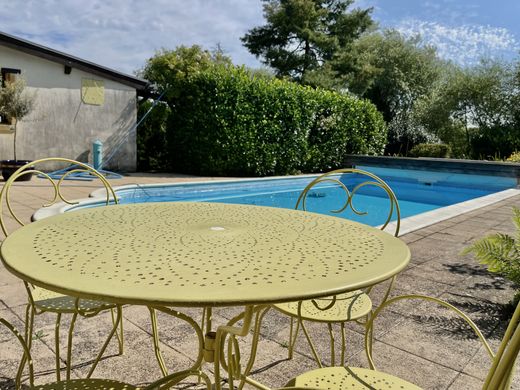 Πολυτελή κατοικία σε Sanry-lès-Vigy, Moselle