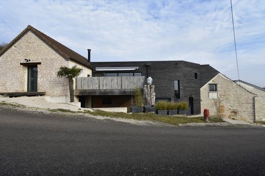 منزل ﻓﻲ Beaune, Cote d'Or