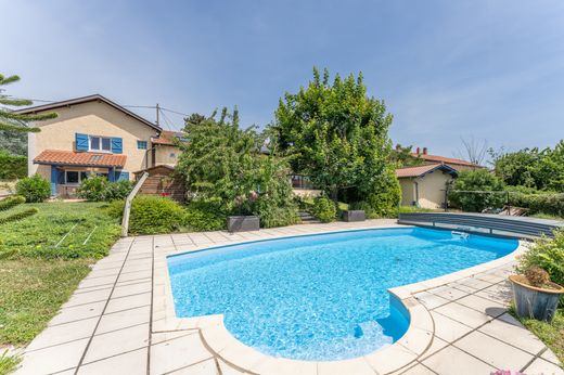 Maison de luxe à Grézieu-la-Varenne, Rhône