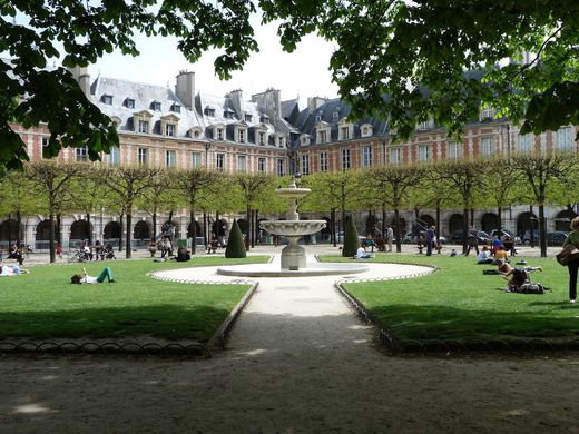 Apartament w Beaubourg, Marais, Notre Dame - Ile de La Cité, Paris