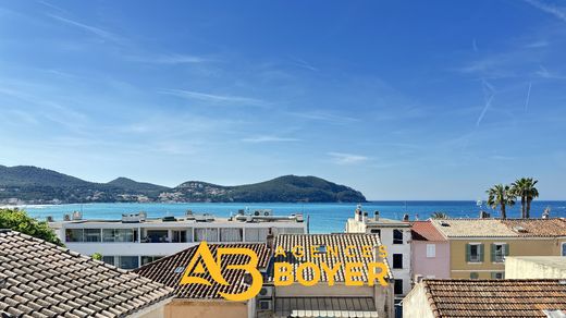 Apartment in Saint-Cyr-sur-Mer, Var