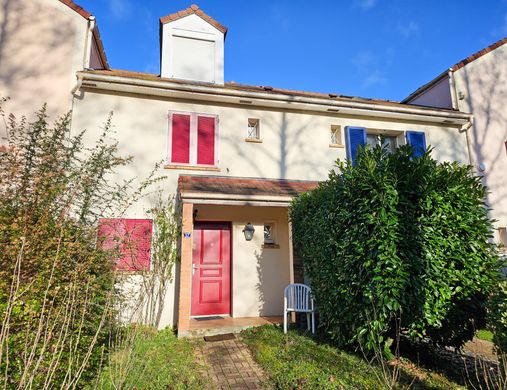 Luxus-Haus in Saint-Germain-en-Laye, Yvelines