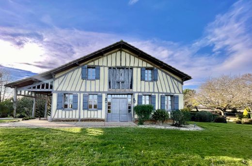 ‏בתי יוקרה ב  Nogaro, Gers