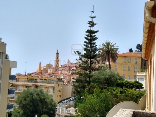 Luxe woning in Menton, Alpes-Maritimes