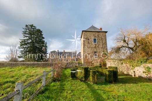 Casa di lusso a Sainte-Suzanne, Mayenne