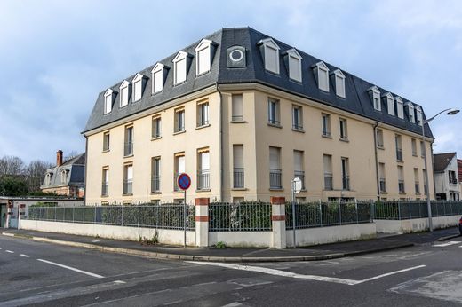 Apartment / Etagenwohnung in Soissons, Aisne