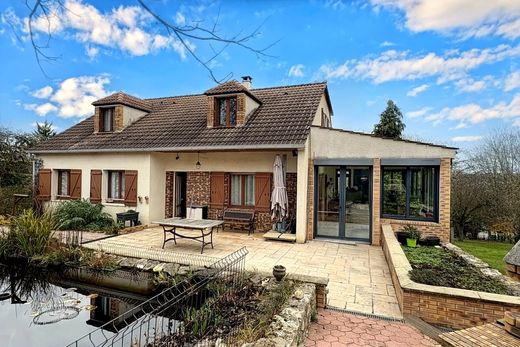 Luxus-Haus in Montry, Seine-et-Marne