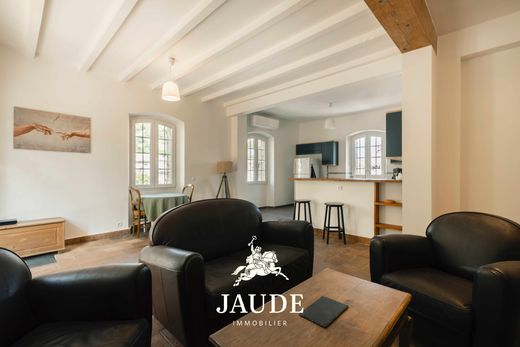 Luxury home in La Garde-Freinet, Var