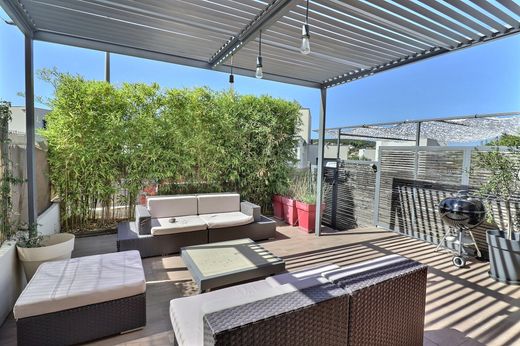 豪宅  Juvignac, Hérault