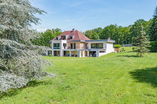 Villa in Montfort-l'Amaury, Yvelines