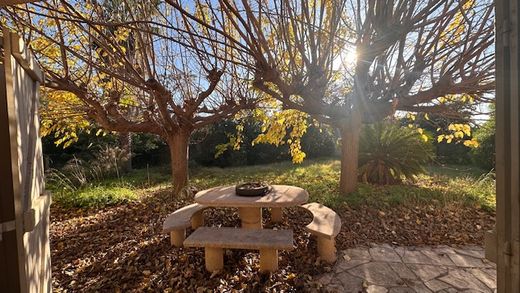 Casa di lusso a Bormes-les-Mimosas, Var