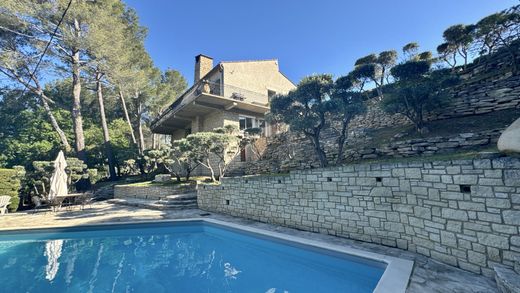 Casa di lusso a Saint-Didier, Vaucluse