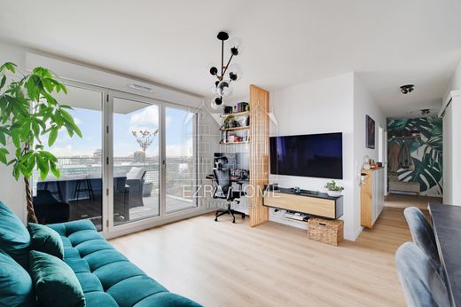 Apartment / Etagenwohnung in Asnières-sur-Seine, Hauts-de-Seine