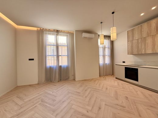 Appartement in Beausoleil, Alpes-Maritimes