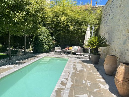 Maison de luxe à Nîmes, Gard