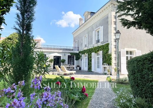 Элитный дом, Niort, Deux-Sèvres