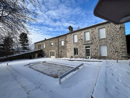 منزل ﻓﻲ Langogne, Lozère