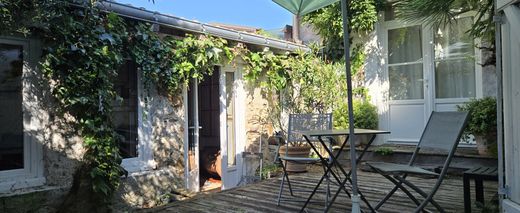 Luxury home in Champtoceaux, Maine-et-Loire