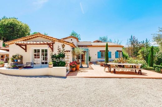 Villa in Roquefort-les-Pins, Alpes-Maritimes