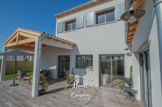 Casa di lusso a Vaux-sur-Mer, Charente-Maritime