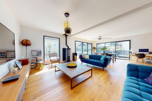 Casa di lusso a Annecy, Alta Savoia