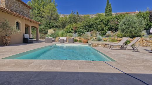 Villa in Châteauneuf-le-Rouge, Bouches-du-Rhône