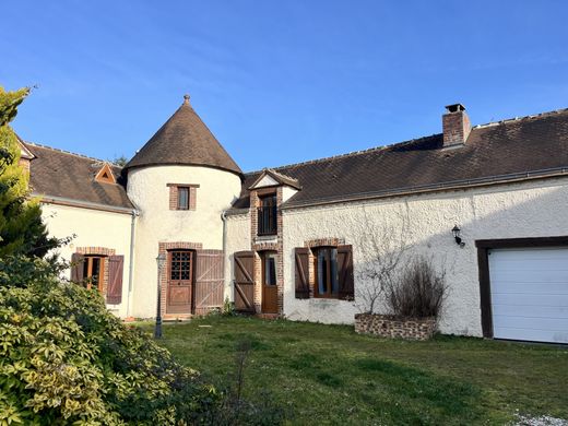 Luxury home in Montargis, Loiret