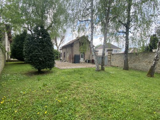 Πολυτελή κατοικία σε Plailly, Oise