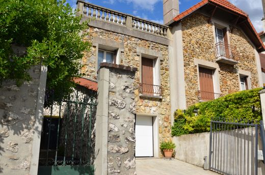 Maison de luxe à Champigny-sur-Marne, Val-de-Marne