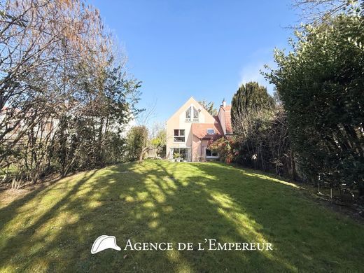 Casa di lusso a Rueil-Malmaison, Hauts-de-Seine