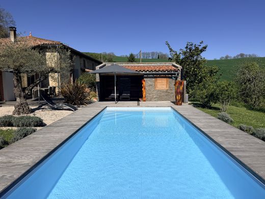 Luxury home in Lombez, Gers