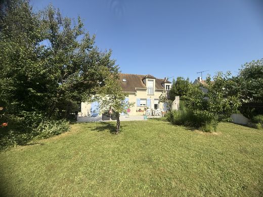Luxury home in Thoiry, Yvelines