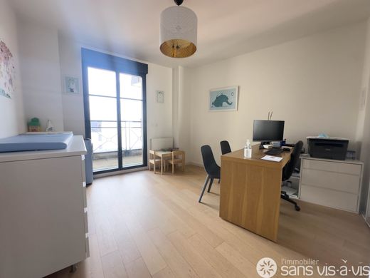 Piso / Apartamento en Puteaux, Altos de Sena