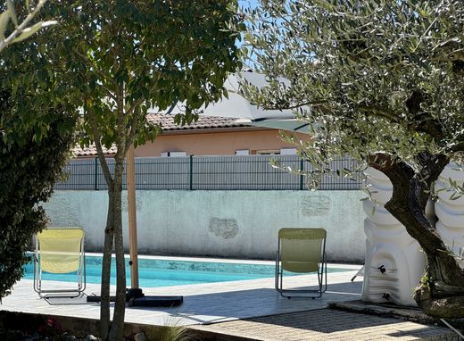 Maison de luxe à Poulx, Gard