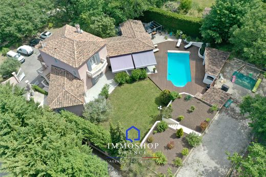 Luxury home in Simiane-Collongue, Bouches-du-Rhône