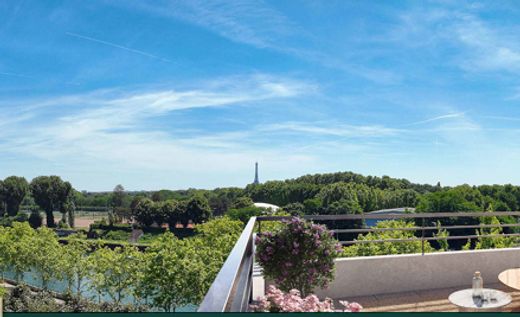 Daire Suresnes, Hauts-de-Seine