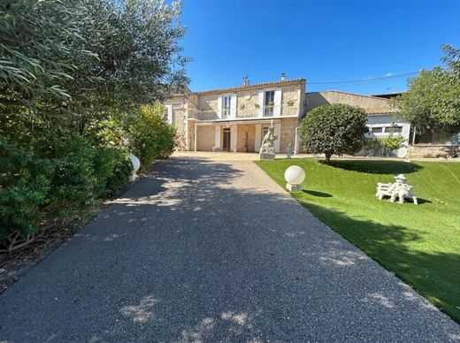 Casa di lusso a Bellegarde, Gard