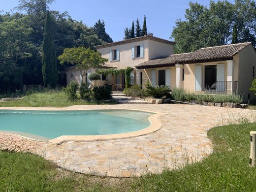 Maison de luxe à Uzès, Gard
