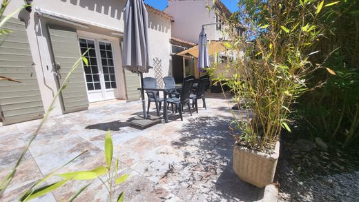 Luxury home in Aix-en-Provence, Bouches-du-Rhône