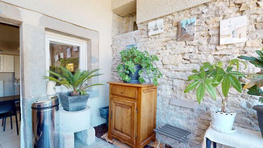 Lüks ev Besançon, Doubs