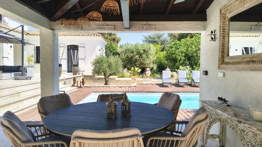 Villa in Nîmes, Gard