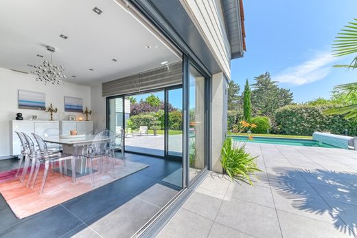 Luksusowy dom w Chazay-d'Azergues, Rhône