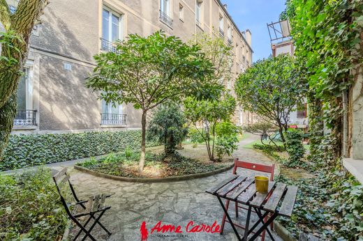Apartment in Joinville-le-Pont, Val-de-Marne