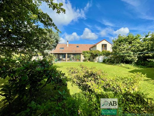 Casa di lusso a Voulangis, Seine-et-Marne