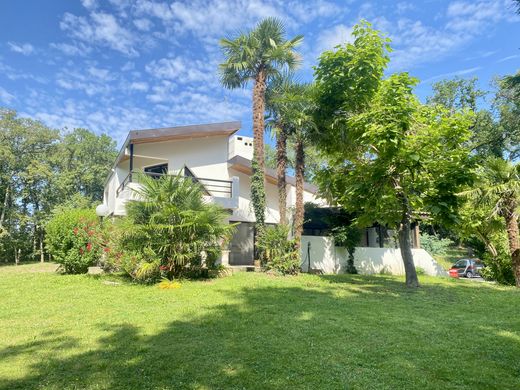 Luxus-Haus in Saint-Jean, Haute-Garonne