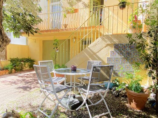 Luxus-Haus in Perpignan, Pyrénées-Orientales